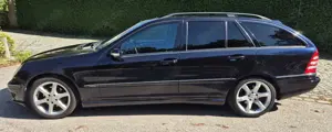 Mercedes-Benz C 230 C 230 T 7G-TRONIC Avantgarde Sport Edition Bild 3