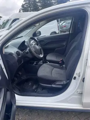 Mitsubishi Space Star Space Star 1.0 Clear Tec Light Bild 5