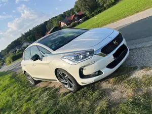 DS Automobiles DS 5 Hybrid 4