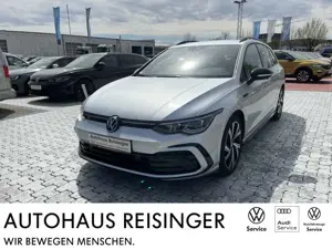 Volkswagen Golf VIII Variant 1,5 eTSI DSG R-Line (Navi+RearView+LE