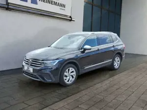 Volkswagen Tiguan Allspace 1.5 TSI DSG Life 7-Sitzer AHK