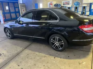 Mercedes-Benz C 200 C 200 CGI BlueEfficiency (204.048)