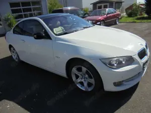 BMW 325 i Coupé Service Neu TÜV 5/27