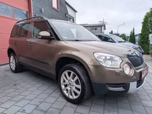 Skoda Yeti Yeti 1.8 TSI "4x4" *1.HAND/ALLRAD/XENON/AHK* Bild 2