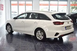 Kia Ceed SW / cee'd SW 1,6 CRDi Vision Navi Kam PDC