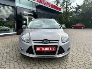 Ford Focus Turnier Titanium Kamera Nav SHZ 1.Hd Bild 3