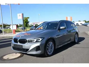 BMW 320 d Touring xDrive Navi LED SHz Apple CarPlay