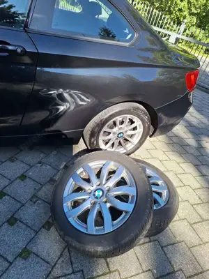 BMW 220 Coupé TOP ZUSTAND - TÜV/AU neu -Schiebedach Bild 4