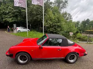 Porsche 911 3.2 Carrera Sehr schönes Fahrzeug