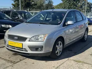 Ford Focus Focus Fließheck  5-Türer 1.6 16V Trend