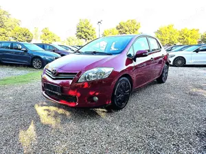 Toyota Auris 1.6 Klimaautomatik TÜV 08 2026