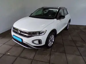 Volkswagen T-Roc T-ROC 1.5 TSI DSG STYLE / PANO+ACC+KAMERA+APP Bild 2