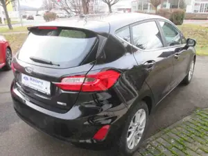 Ford Fiesta 1.0 EcoBoost Hybrid SS TITANIUM Bild 2