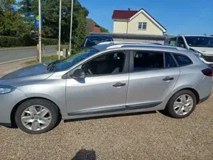 Renault Megane TomTom Edition Bild 3