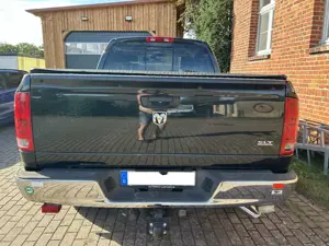 Dodge RAM 1500 SLT 4x2 Quad Cab BIG HORN EDITION Bild 3