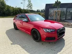 Audi S4 Avant 3.0 TFSI quattro tiptronic