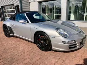 Porsche 911 Carrera 4 S Cabrio/Leder/Sitzhz/Klappen Ausp
