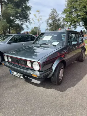 Volkswagen Golf GTI Pirelli Sondermodell