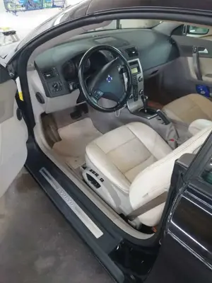Volvo C70 C70 Cabrio T5 Momentum Bild 4