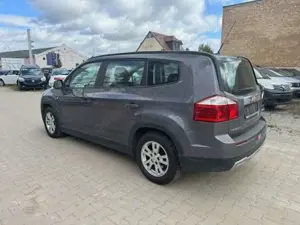 Chevrolet Orlando 1.8 LT *2.Hand*Klima*7Sitze*TÜV12/2026 Bild 2