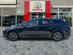 Toyota Corolla Touring Sports 1.8 Team D DAB*LED*Sitzh. Bild 4