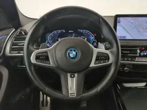 BMW X3 xDrive30e M Sportpaket HiFi/LKH/Lordose/DAB HiFi/L Bild 5