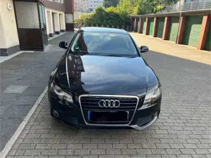 Audi A4 2.0 TDI DPF Attraction Bild 3
