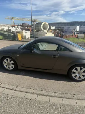 Audi TT 1.8 T Coupe (132kW)