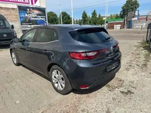 Renault Megane IV1.3 TCe140*Limited*Navi*Kamera*KeyLess Bild 2