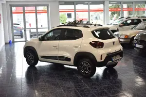 Dacia Spring Comfort Plus Navi LED Kamer Temp Bild 2