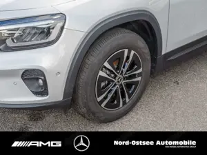 Mercedes-Benz GLB 180 d ENTRY ADV 7-SITZE AHK DISTRO LED Bild 5