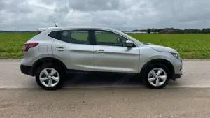 Nissan Qashqai Acenta AUT. 1,3DIG-T 44´km 1.Hd