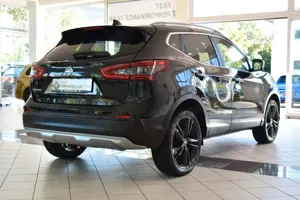 Nissan Qashqai 1.3 N-Motion~Navi~Kamera~Apple~40.223 km Bild 4