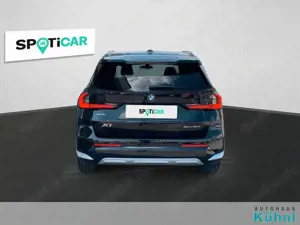 BMW X1 sDrive18d xLine Pano/360Kam/HUD/NaviProf/CP Bild 5