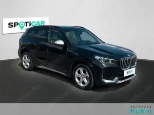 BMW X1 sDrive18d xLine Pano/360Kam/HUD/NaviProf/CP Bild 3