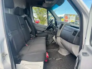 Mercedes-Benz Sprinter II 316 KOFFER GETRÄNKEWAGEN Bild 4