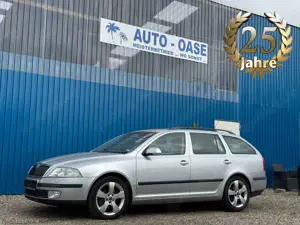 Skoda Octavia Combi**Elegance**HU 07/2026**AHK**