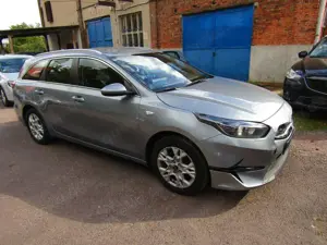 Kia Ceed SW / cee'd SW Vision 1.5 T-GDI Bild 3