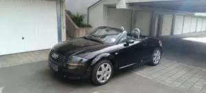 Audi TT Roadster 1.8 T Scheckheftgeplegt, Garagenfahrzeug