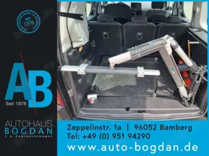 Citroen Berlingo Feel M behindertengerecht Smart Lift AutoChair