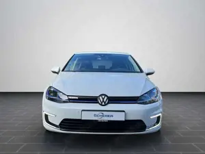 Volkswagen Golf VII e-GOLF, NAVI, SHZ, APP, WINTERPAKET, LE Bild 5