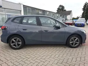 BMW 218 i Active Tourer Luxuy Line LED Navi Kamera Bild 3
