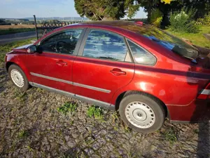 Volvo S40 S40 1.6 Kinetic Bild 2