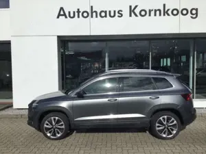 Skoda Karoq 1.5 TSI DSG ACT Selection KAM e-Klappe LED
