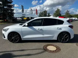 Ford Focus 2.3 ST X*Schale*BO*HeadUP*Matrix*D Bild 2