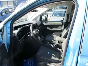 Ford Tourneo Connect 2.0 TDCi Active, Navi, Panoramadach, AHK abn., Bild 5