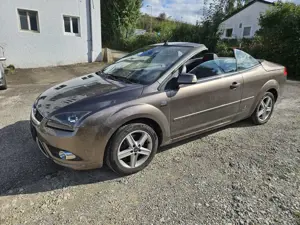 Ford Focus CC Titanium Bild 2