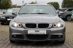 BMW 318 i M SPORTPAKET/SHEFT/PANO/NAVI/ Bild 2