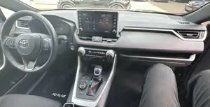 Toyota RAV 4 Plug-in-Hybrid Bild 3