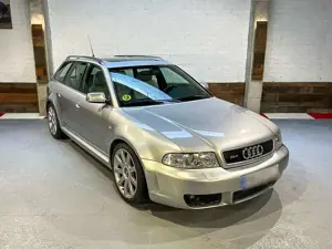 Audi RS4 B5 Bild 3